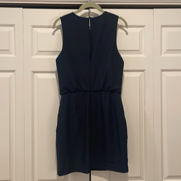 Banana Republic navy sleeveless blouson mini dress. NEW w/tags - Picture 3 of 5